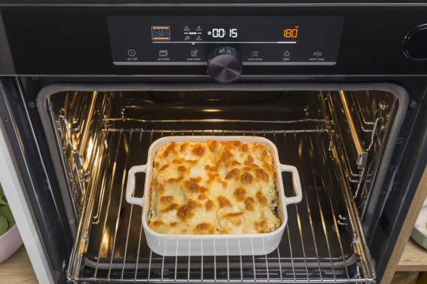 Piekarnik Gorenje z pyrolizą BPS6737E04DBG